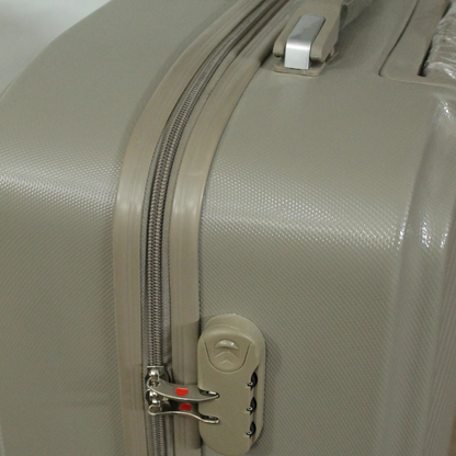 – 26 inch Hard Case Trolley