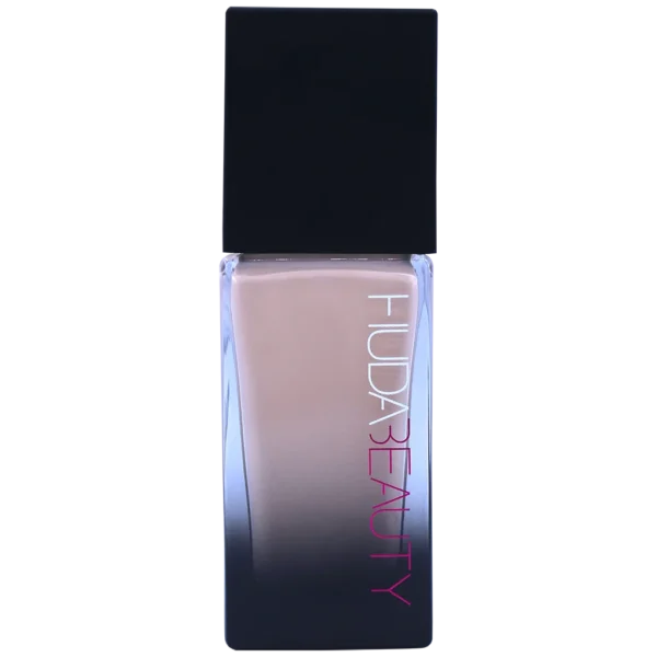 HUDA BEAUTY Faux Filter Foundation - 100B Milkshake