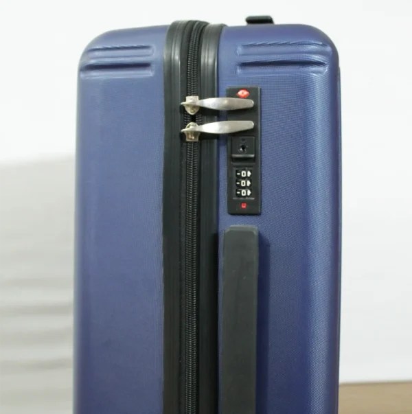 IT Luggage – Imitation – 22 inch Hard Case Trolley - Image 4